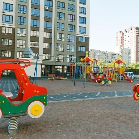 Appartement Quartira Lucs Posutochno à Kiev Extérieur photo